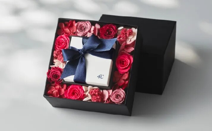 ４℃×日比谷花壇 プリザーブドフラワーBOXの画像