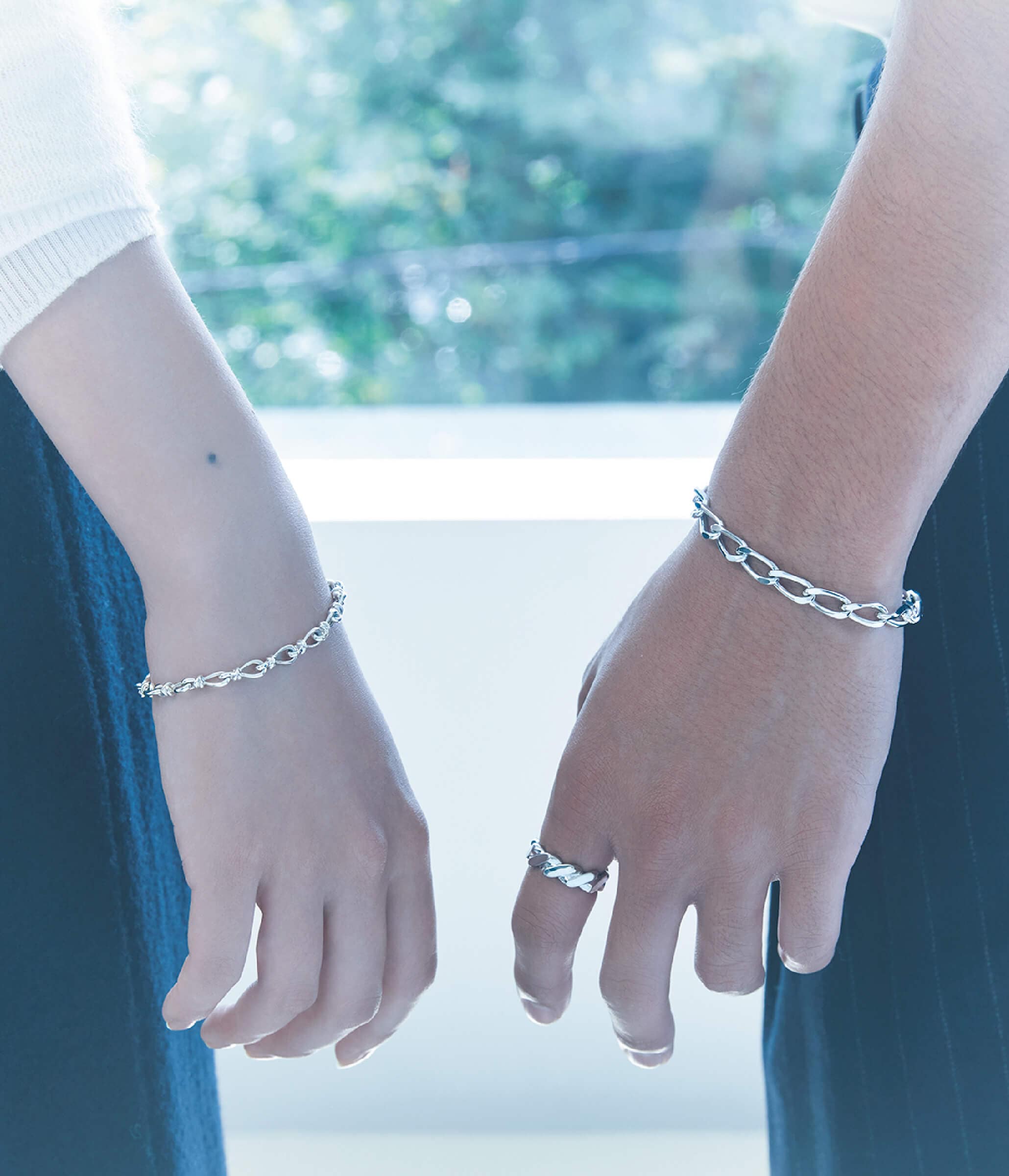 モデルが着用しているジュエリー