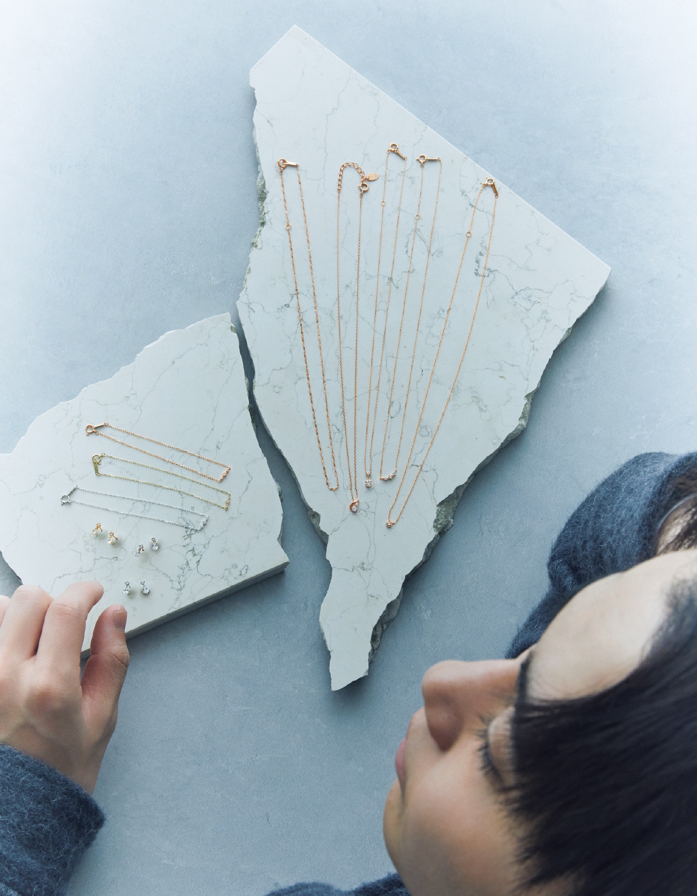 モデルが着用しているジュエリー