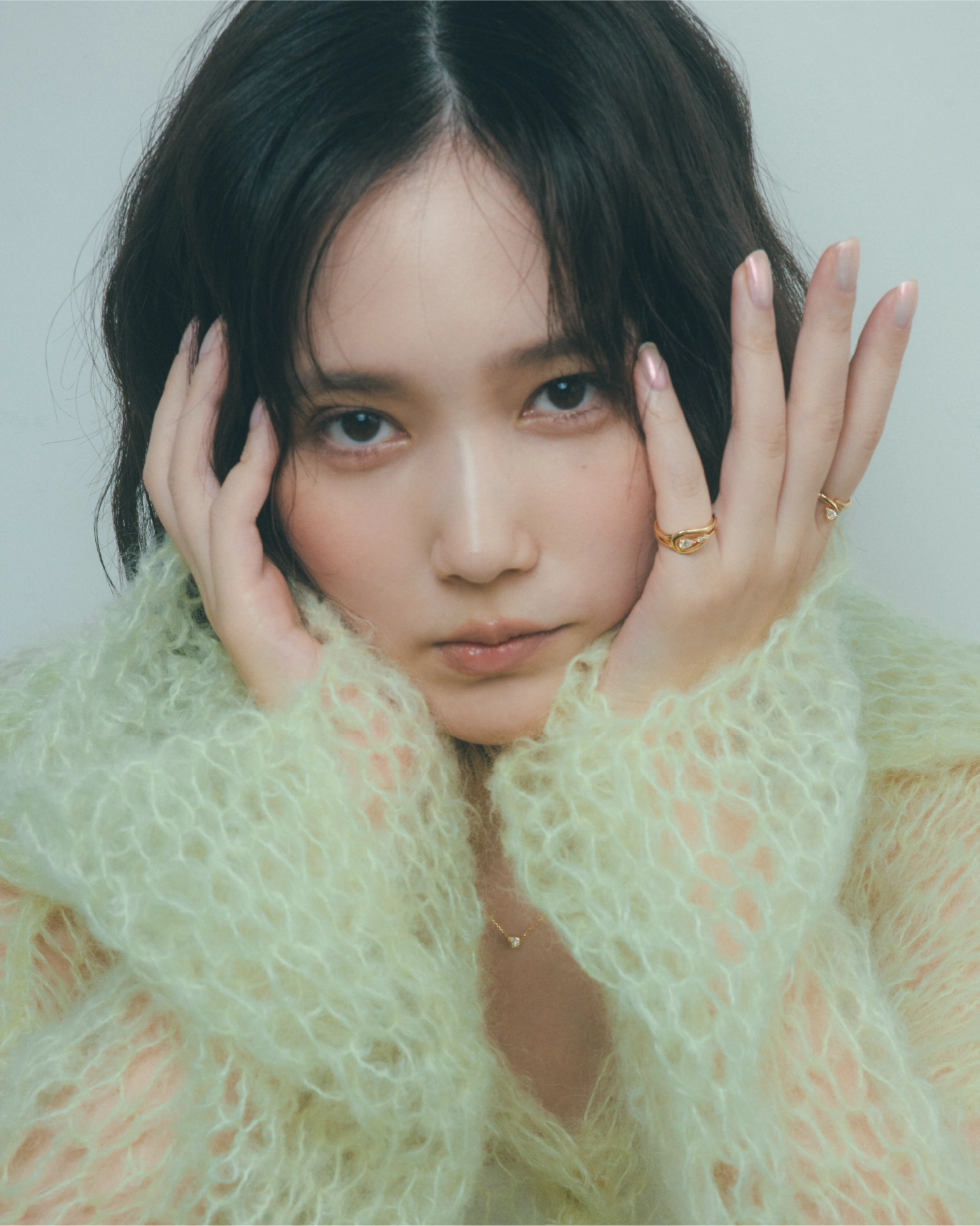 モデルが着用しているジュエリー