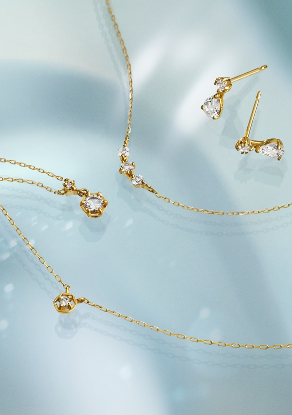 2025 HOLIDAY COLLECTION