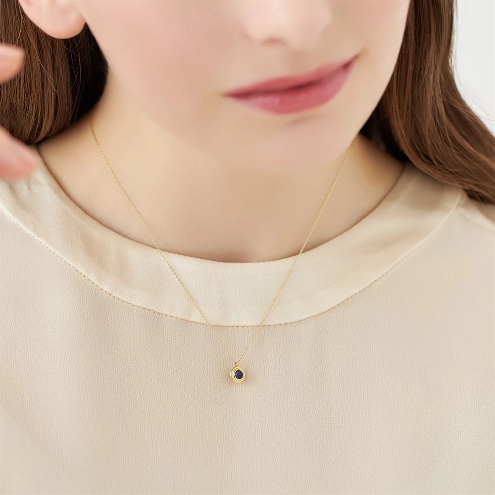 ネックレス着用イメージ