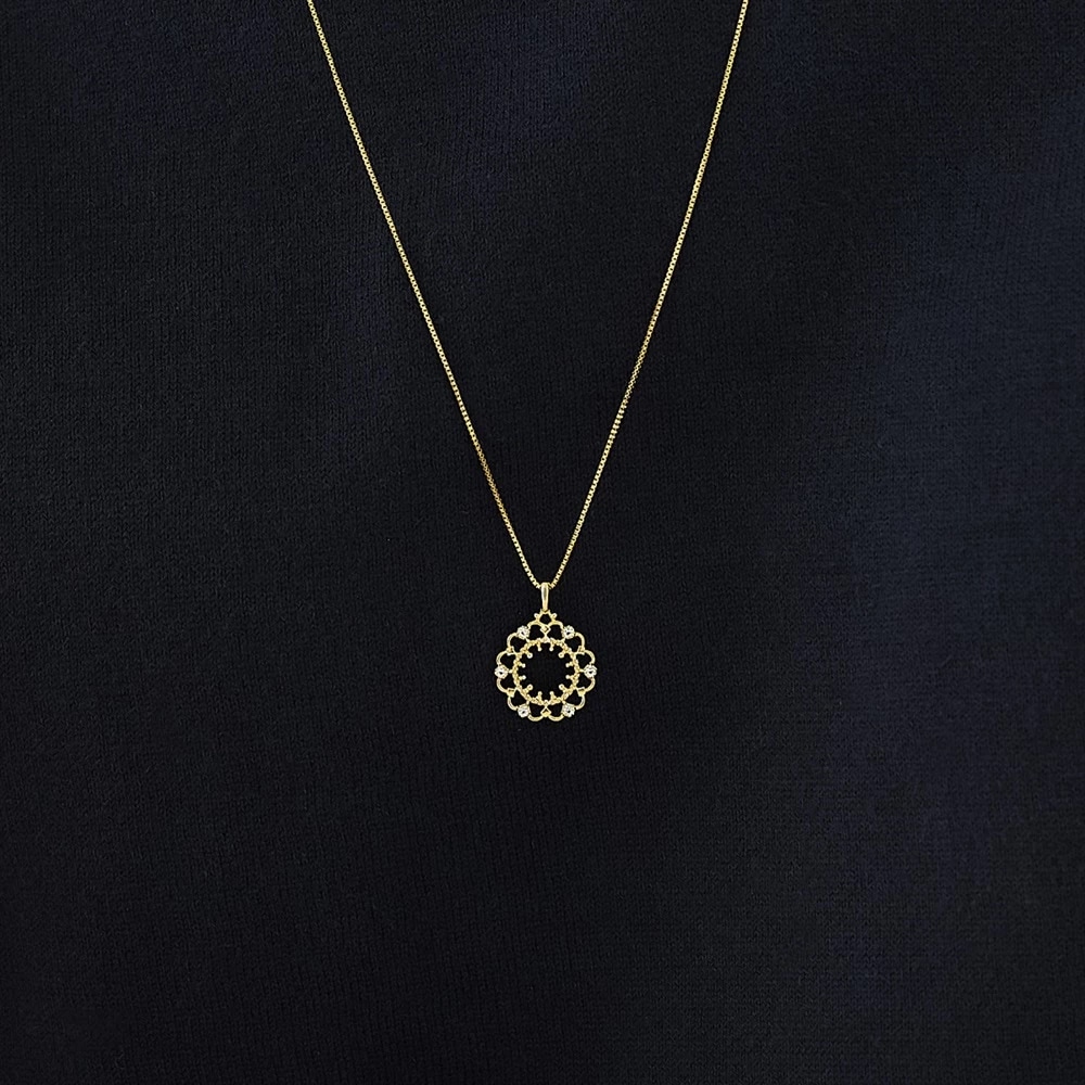 煌めきを添える光の輪「Halo」 K10イエローゴールドホワイトトパーズチャームイメージ