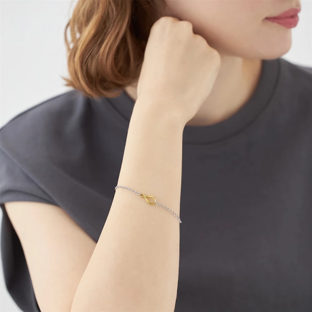 シルバーブレスレット 着用イメージ